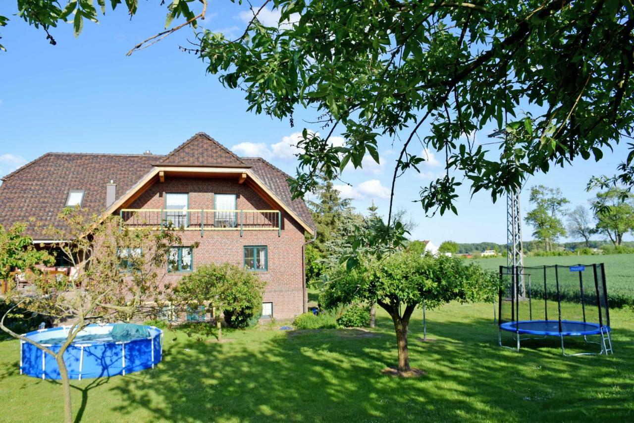 Ferienwohnung Zudar Auf Ruegen Экстерьер фото